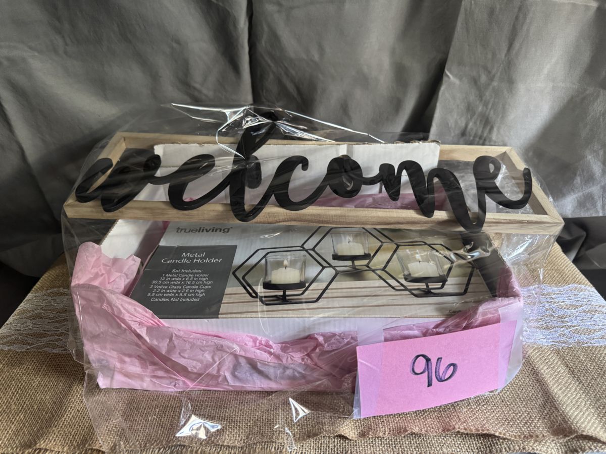 Raffle Basket #96: Welcome Home Wall Décor