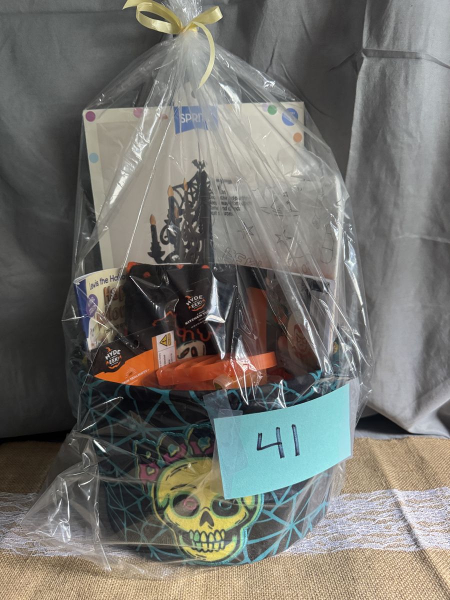 Raffle Basket #41: Spooky Halloween Basket