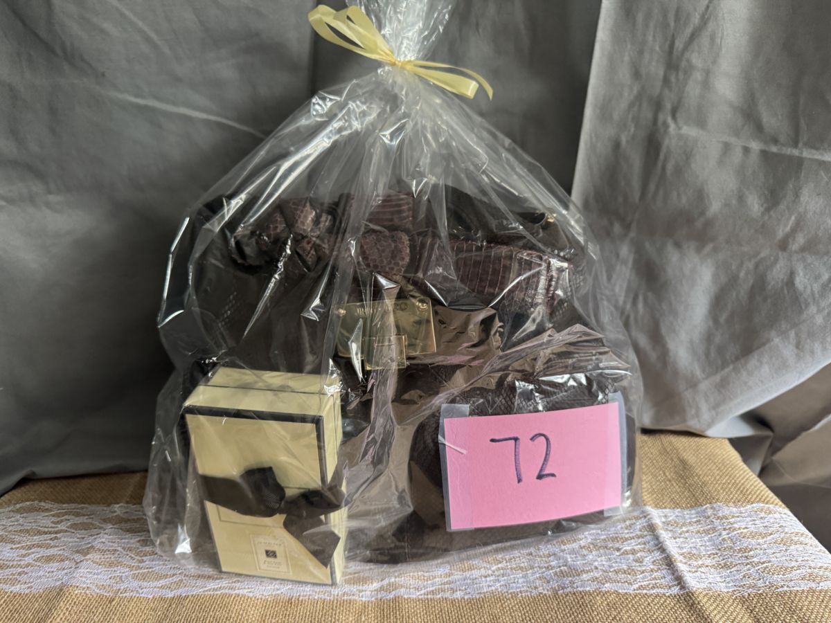 Raffle Basket #72: Pet Treats & Accessories